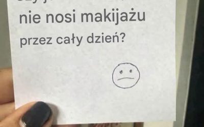 Pytanie kontrowersyjne: Czy kobieta może wytrzymać cały dzień bez makijażu? Zobacz link w komentarzu.
