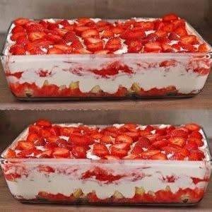 Mieszam 1 kg truskawek z mascarpone, aby przygotować tiramisu truskawkowe.