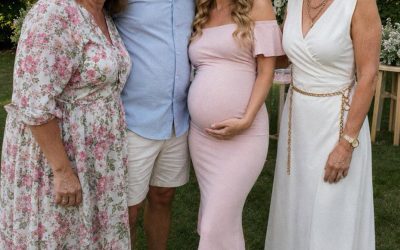 Moja teściowa głośno zasugerowała, żebym „przestała jeść za dwoje” podczas mojego własnego baby shower – reakcja mojej mamy sprawiła, że ​​uciekła z naszego domu