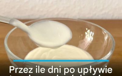 Ile dni po upływie terminu ważności można jeszcze jeść jogurt? Oto odpowiedź.